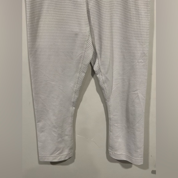 Lululemon 3/4 leggings, size 4, beige - Picture 8 of 9